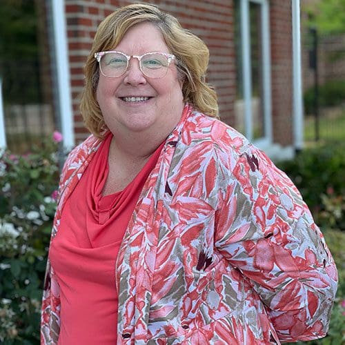 Elizabeth-Beth-Barbee Elizabeth Barbee